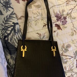 Salvatore Ferragamo Elegant Black Shoulder Bag with Gold Details